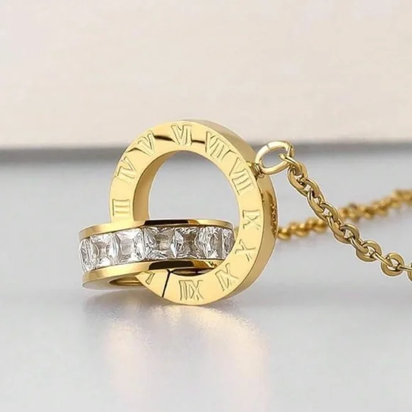 NWT | Gold Roman Numeral Circle Pendant Necklace - Picture 2 of 4